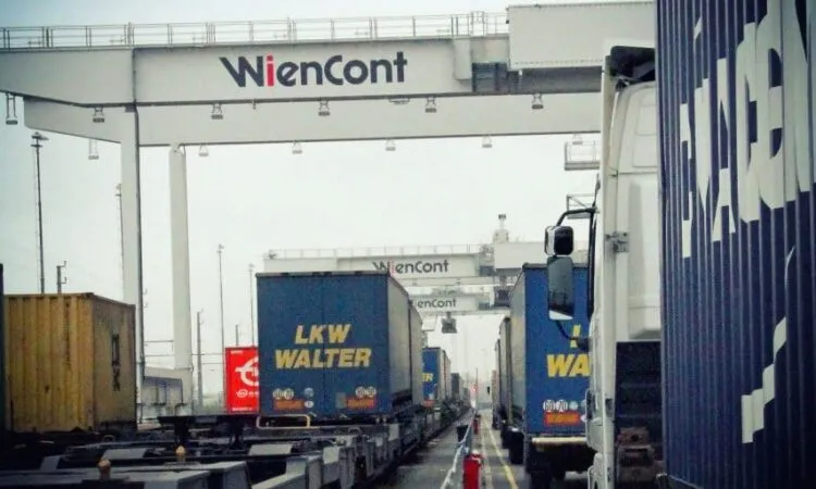 CONTAINER – Hamburg ist europäische Benchmark