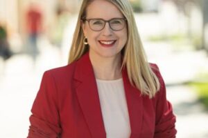 BM Margarete Schramböck zum Donauraum (Foto:: BMDW Hartberger)