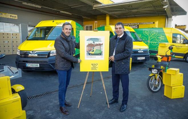 (v.l.): Bürgermeister S. Nagl, und P. Umundum (Foto: Österreichische Post)