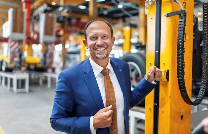 SCHWARZMÜLLER – Traumstart mit Power Line-Sattelzügen