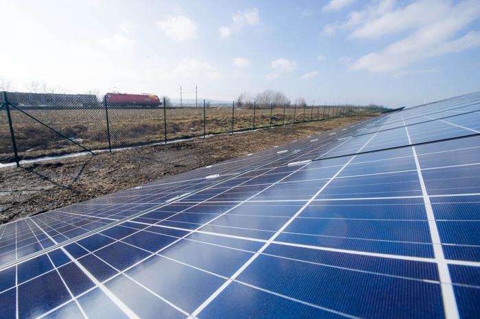 Solarenergie - Neue Solaranlage in Mistelbach (Foto: ÖBB / RS MEDIA WORLD Archiv)