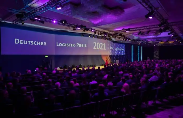 DLK-Preis 2021 – Erstmals vergab die BVL die begehrte Logistik-Trophäe an eine Bahnlösung. (Foto: BVL / RS MEDIA WORLD Archiv)
