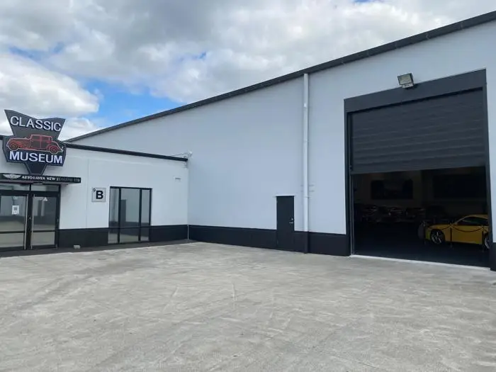 Autohaven - Dass Efaflex auch im Autohimmel von Christchurch bekannt ist, verwundert nicht. Beliefert das Unternehmen doch viele der weltweit führenden Marken der Automobilindustrie. (Foto: Efaflex / RS MEDIA WORLD Archiv)