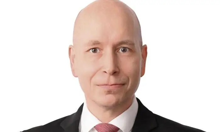 Kreditkarten – R. Wieselmayer: „Jetzt wir unseren Kund:innen ein noch breiteres Kartenportfolio anbieten, Synergien nutzen, unser Know-how konzentrieren und die Prozesse entlang der gesamten Wertschöpfungskette optimieren.“ (Foto: card complete / RS MEDIA WORLD Archiv)