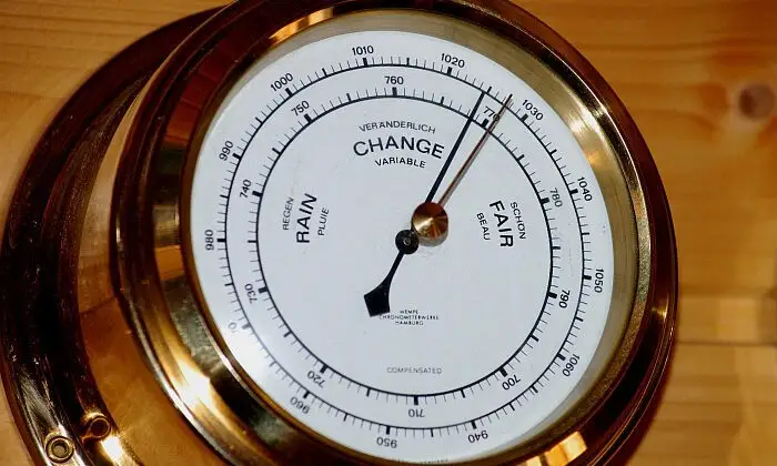 Transportbarometer Januar 2023 – Europas Wirtschaft schwächelt. Das zeigt sich auch in den Statistiken. (Foto: Windrose / www.pixelio.de)