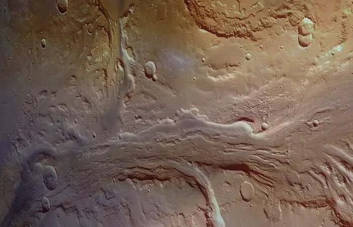 Beeing on Mars - Aus der Mars-Aktion hat sich bei Gebrüder Weiss übrigens eine Art „Weltraum-Kompetenz-Cluster“ gebildet. (Auf Foto klicken und Film ansehen) Foto: Dieter Schütz / www.pixelio.de)