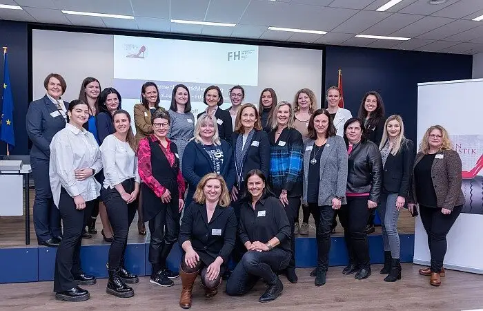Damen Logistic Club – Mentoring-Programm mit FH des BfI Wien soll junge Frauen in der Logistik Fördern und Ungerechtigkeiten gegenüber männlichen Kollegen ausgleichen helfen. (Foto: FH BFI Wien, P. Rösler / RS MEDIA WORLD Archiv)