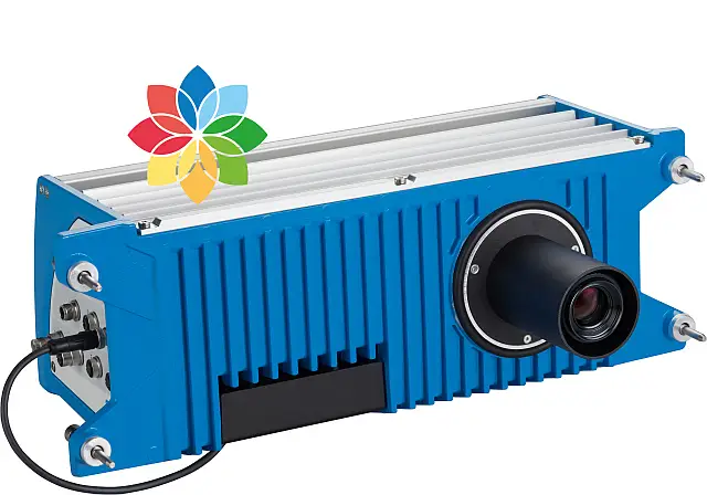 Sick - Im Segment der Track-and-Trace-Systeme präsentierte Sick die ICR890-4 Pro Color, die erste Zeilenkamera mit Farbbildern. (Foto: Sick / RS MEDIA WORLD)