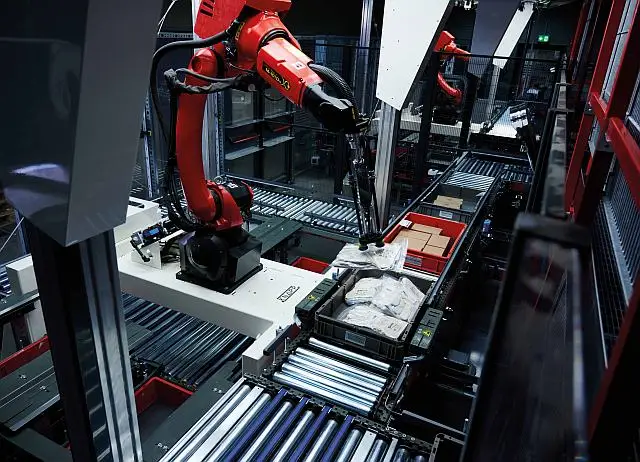 Adolf Würth - Moderne Robotik-Anwendungen, wie Pick-it-Easy Robot, sind Teil der intelligenten Automatisierung und unterstützen die Mitarbeiter in ihrer täglichen Arbeit. (Foto: Knapp / Niederwieser / RS MEDIA WORLD Archiv)