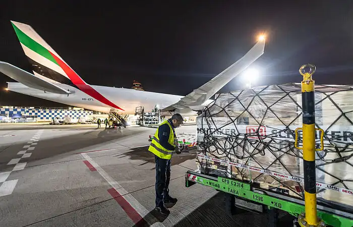 Emirates SkyCargo – Die neue Host-to-Host Anbindung mit DB Schenker will Frachtagenten die Arbeit erleichtern und Logistik-Prozesse optimieren. (Foto: Emirates / RS MEDIA WORLD archive)