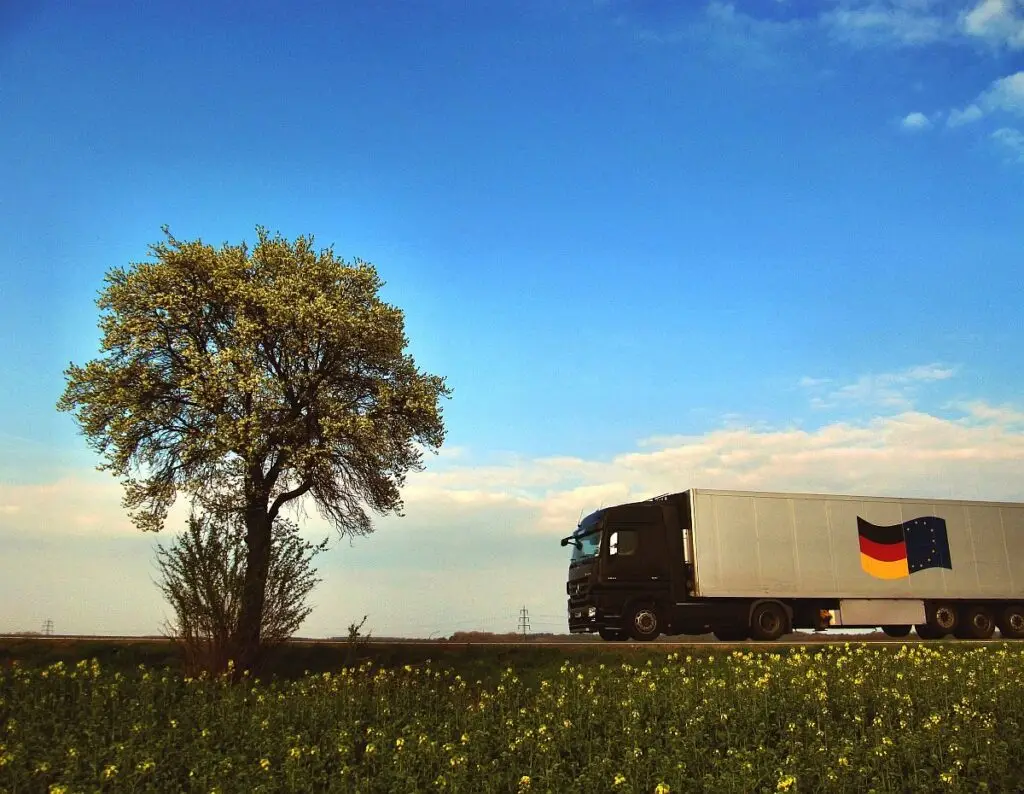 Transportbarometer Q1 widerspiegelt die Herausforderungen wieder, vor denen Europas, Deutschlands und Österreichs Ökonomien. (Foto: Andreas Hermsdorf / www.pixelio.de)