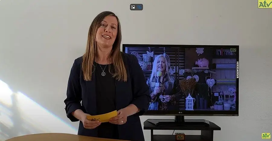 A-TV – Moderatorin Lena Mileder (Foto: HJS MEDIA WORLD archive)