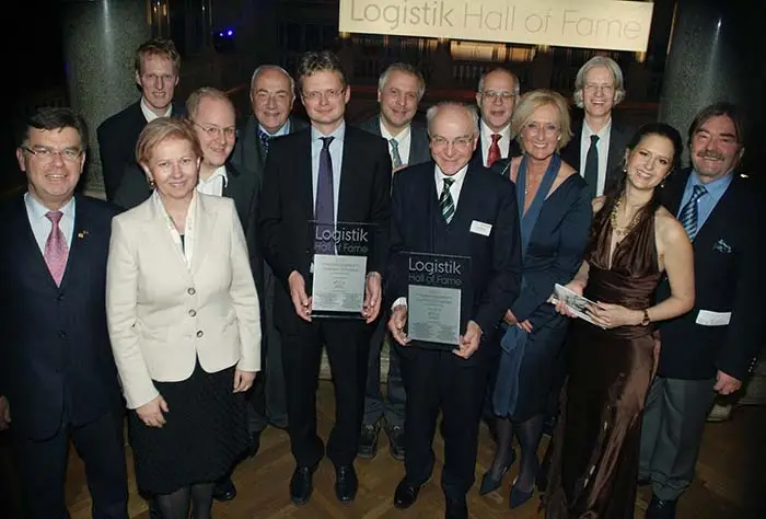 LHOF - Die erste Gala der Logistics Hall of Fame fand in Wien statt. Geehrt wurde Gottfried Schenker. Heuer findet sie nach 16 Jahren wieder in Wien statt. BUSINESS+LOGISTIC / blogistic.net ist für Sie mit dabei. (Foto: HJS archive)