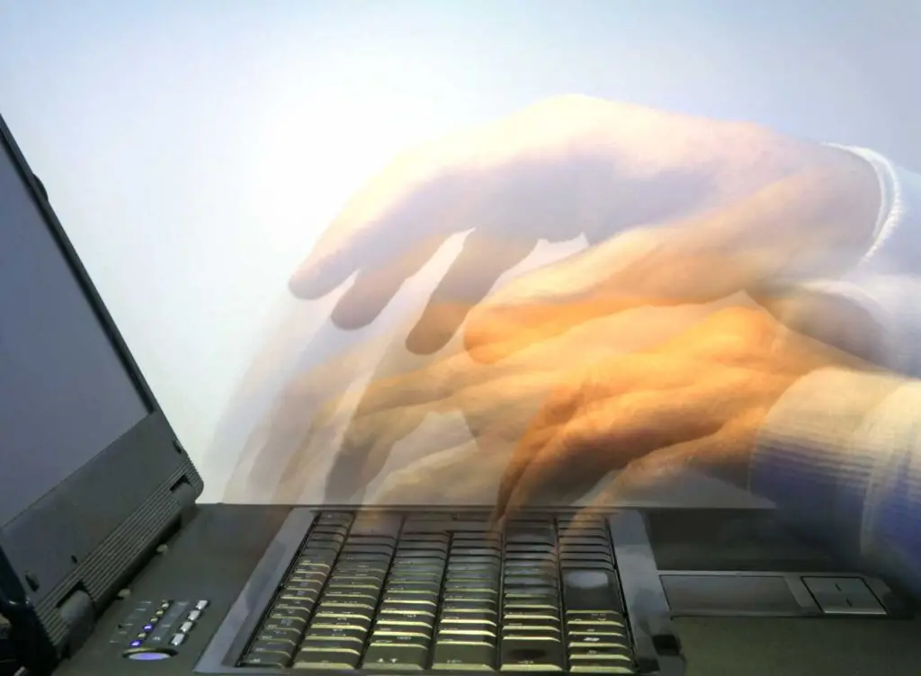 HCLTech und NetApp erweitern ihre Partnerschaft bei KI (Foto: Rainer Sturm / www.pixelio.de)