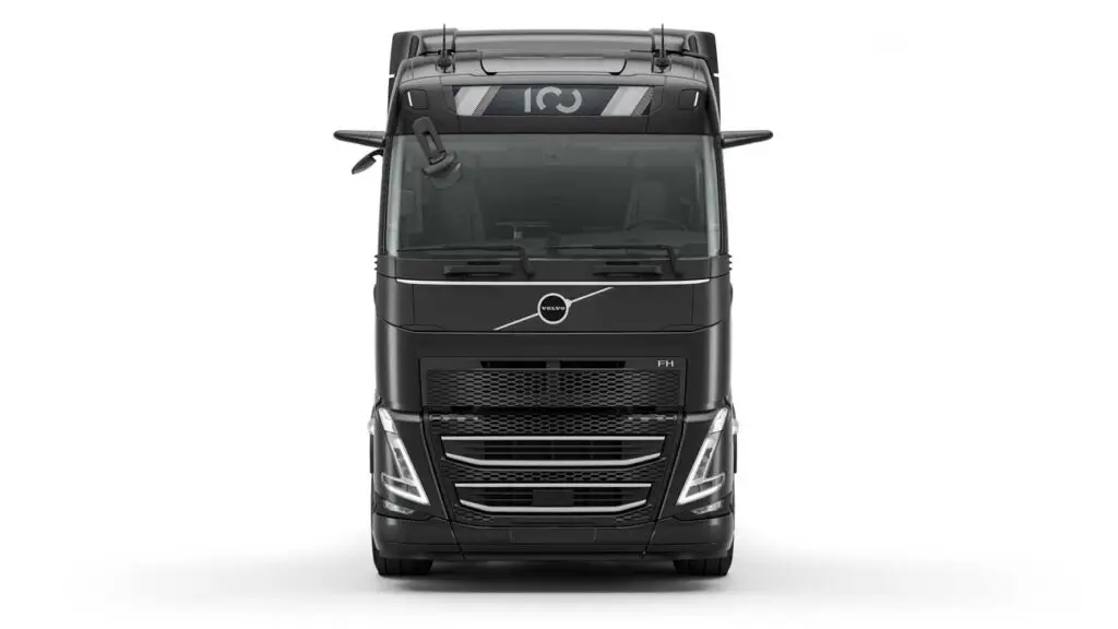 Volvo will kick off its centenary year in 2027with a special edition. (Photo: Volvo Trucks / HJS archive)